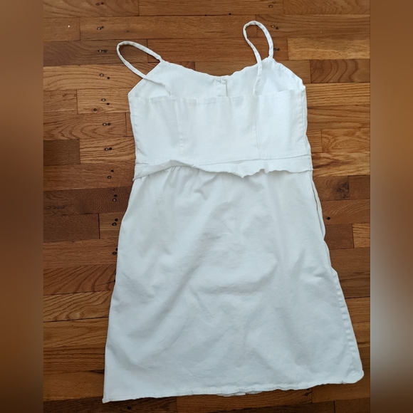 Loup Stretchy White Dress - Picture 5 of 7